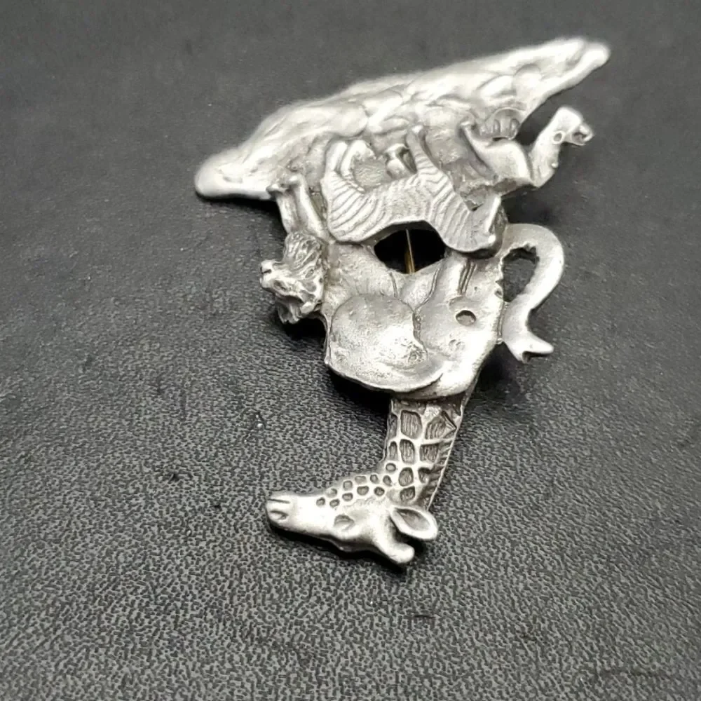 NRJG vintage giraffe zebra lion brooch silver tone